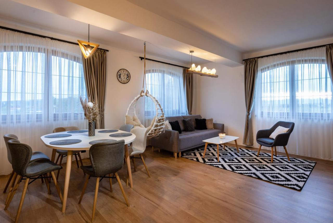 Goldenapartment เวลคา ลอมนิตซา ภายนอก รูปภาพ